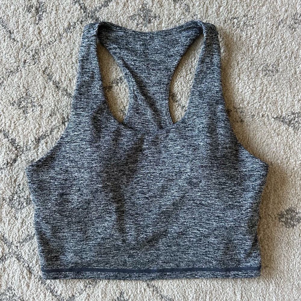 Ptula crop tank built in bra